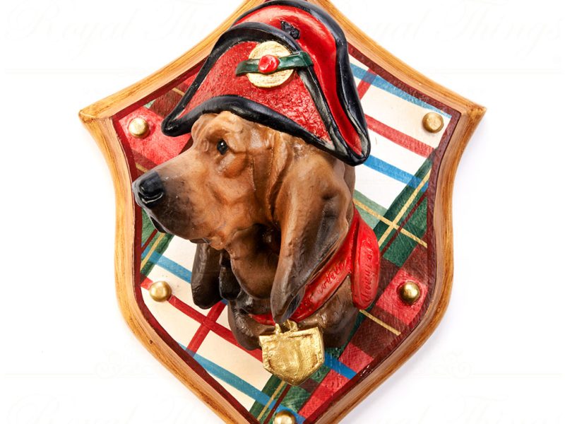 B 30164 Goodwill Christmas Decorative Items British Tartan Bloodhound Wall Display Brown Green Red