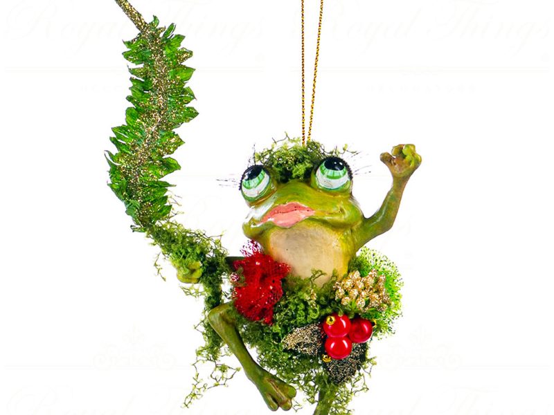 B 86403 Goodwill Christmas Ornaments Enchanted Woods Frog With Fern Ornament Green Red Girl