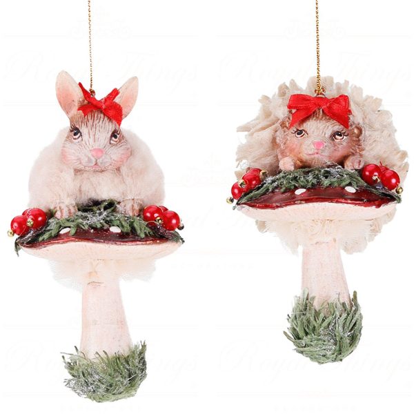B 87407 Goodwill Christmas Ornaments Bunny Hedgehog Mushroom Ornament Red Cream