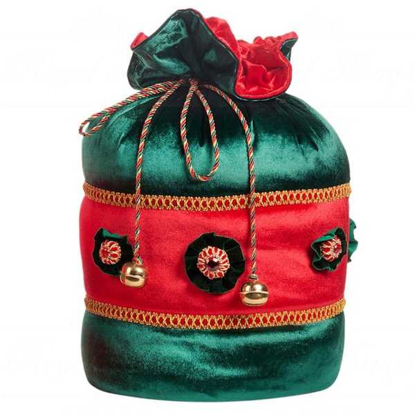 J 57258 Goodwill Christmas Decorative Items Family Feast Gift Bag Tabletop Red Green Green