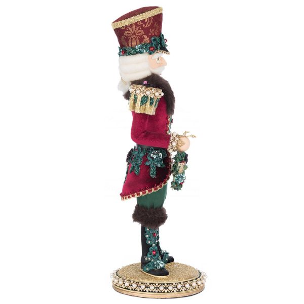 Kc 28 528792 Katherines Collection Christmas Decorative Items Winter Balsam And Berry General James Juniper Tabletop Burgundy Green Gold Detail1