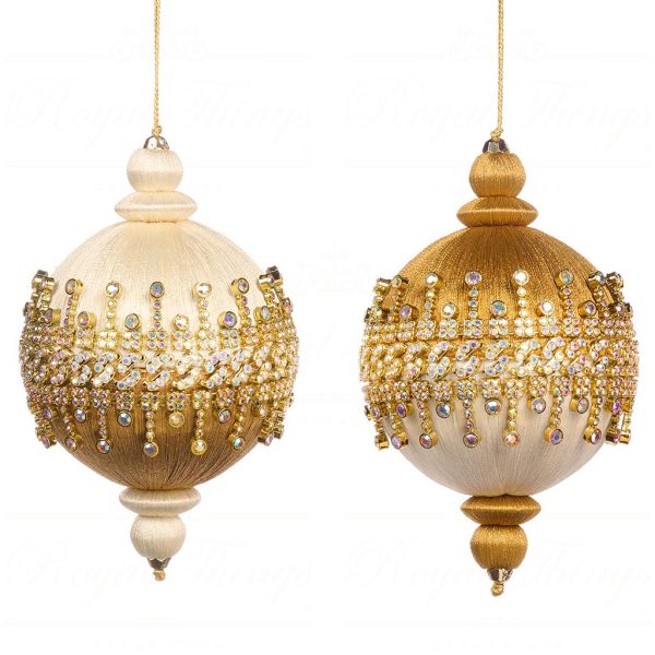 L 36637 Goodwill Christmas Balls Jewel Trim Yarn Ball Gold Cream