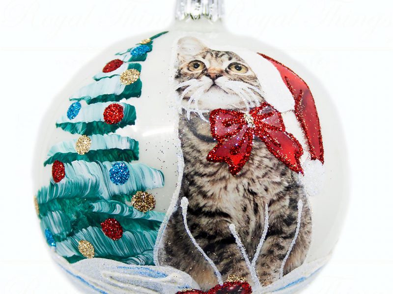 Royal Things Polish Glass Art Christmas Bauble Ball Wonderful Wilhelmina White Green Red Pga B2074