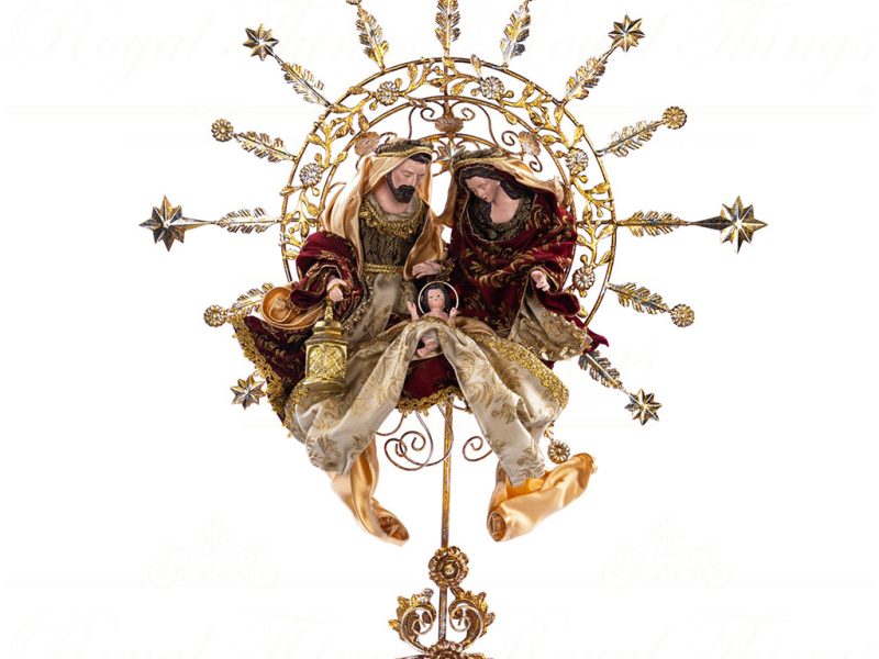 Z 19600 Goodwill Christmas Decorative Items Fabric Mettalic Holy Family On Base Burgundy Gold