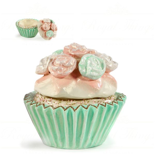 Goodwill Christmas Decorative Items Paper Mache Cupcake Box Pink Blue B 92451 Blue