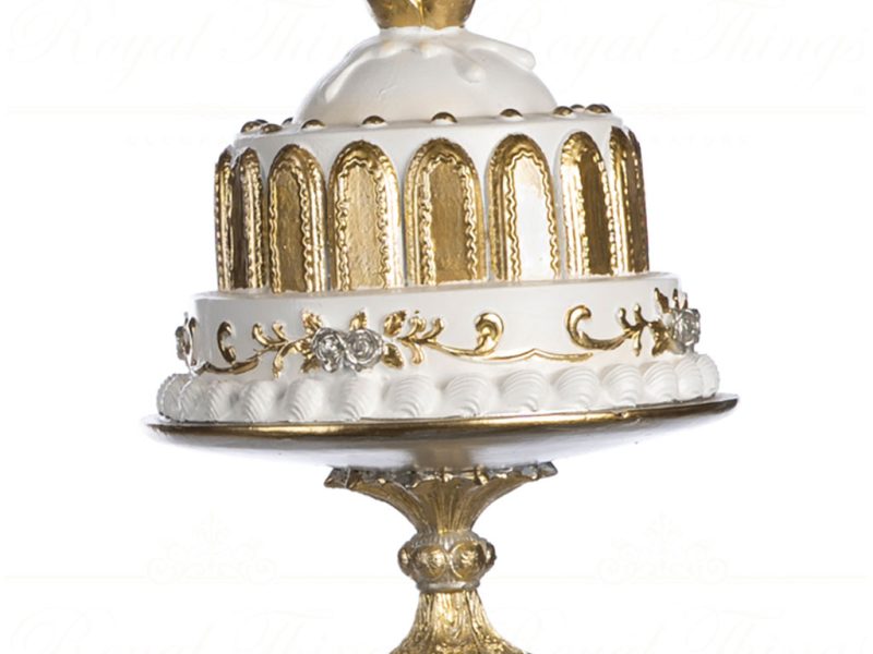 Goodwill Christmas Ornament Elegant Cake On Stand Cream Gold Champagne D 44157