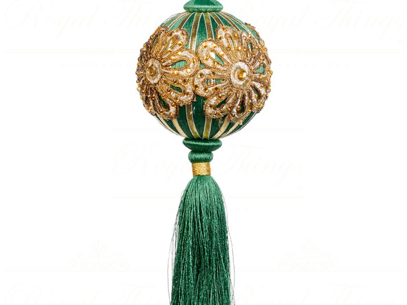 Goodwill Christmas Ornament Yarn Flower Ball Tassel Green Burgundy Gold L 34302 Green