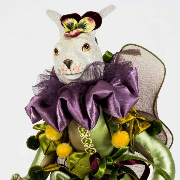 Katherine S Collection Wayne Kleski Heritage Collectible Dolls Sitting Flower Garden Bunny Fairy Green Pruple Yellow Kc 99 28002 Detail