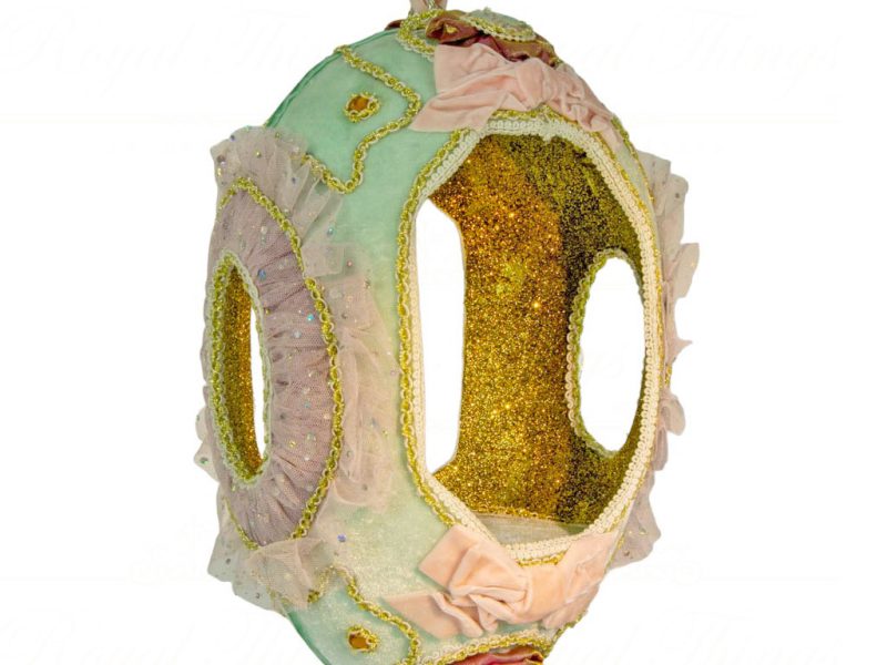 Katherine S Collection Wayne Kleski Heritage Collectible Tabletop Decorative Items Chintz Egg Shadowbox Pink Blue Gold Kc 28 28894 Blue